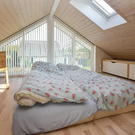 Three Bedroom Holiday In Broager