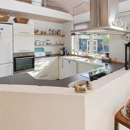 Three Bedroom Holiday In Tatil Evi *